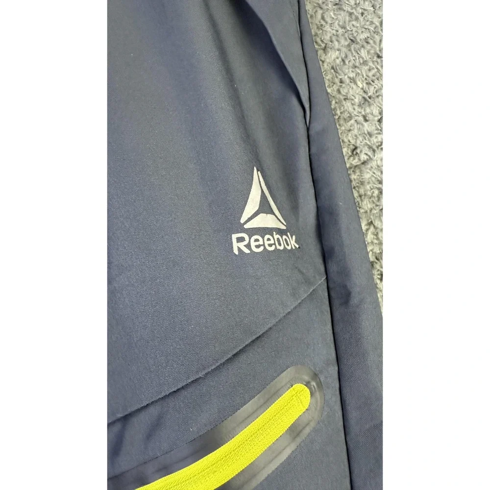 Reebok Pants Mens Medium Gray Joggers Zip Pockets Elastic Cuffs Athletic Running